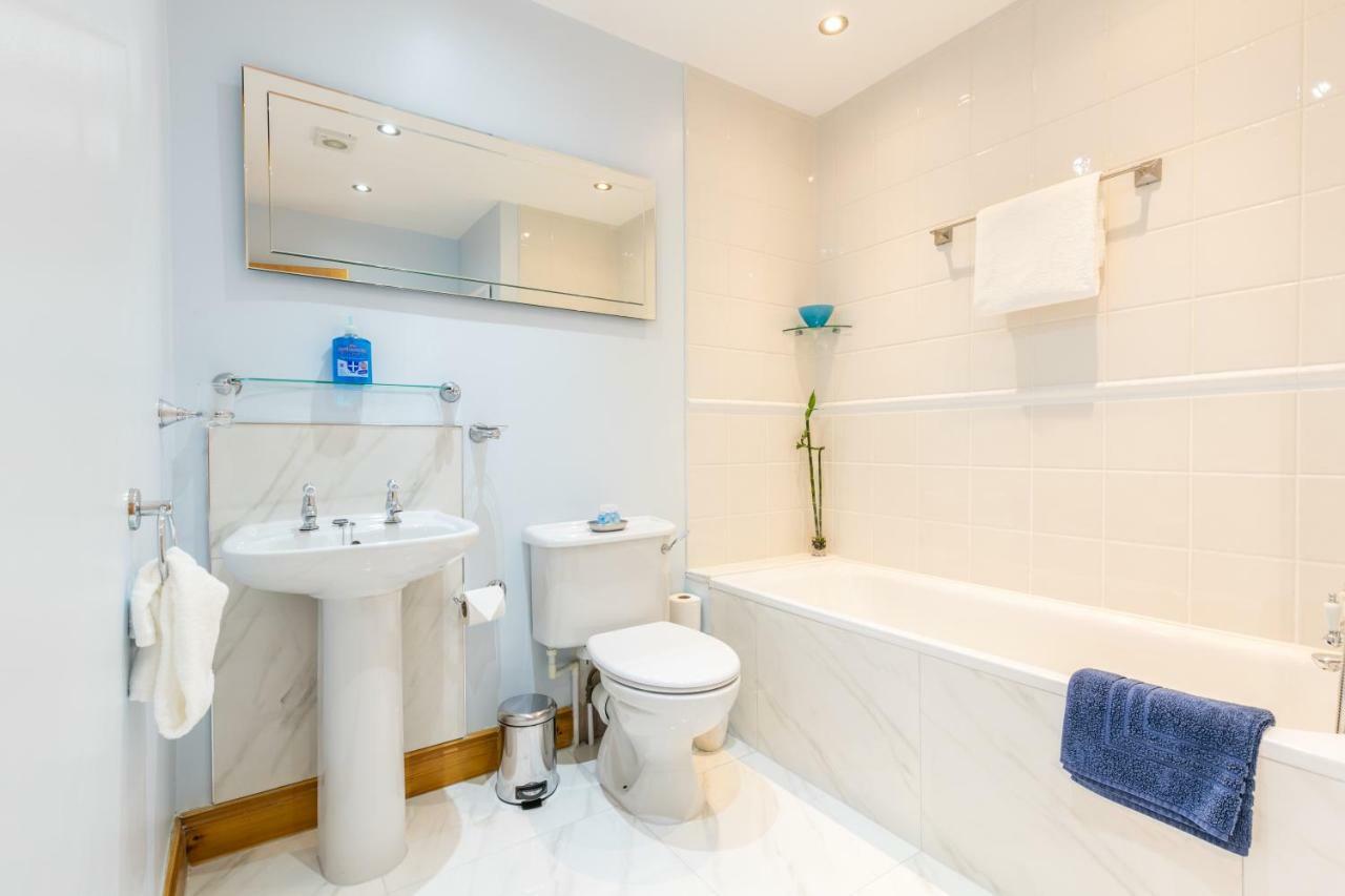 Titanic View Luxury Apartment Belfast Bagian luar foto